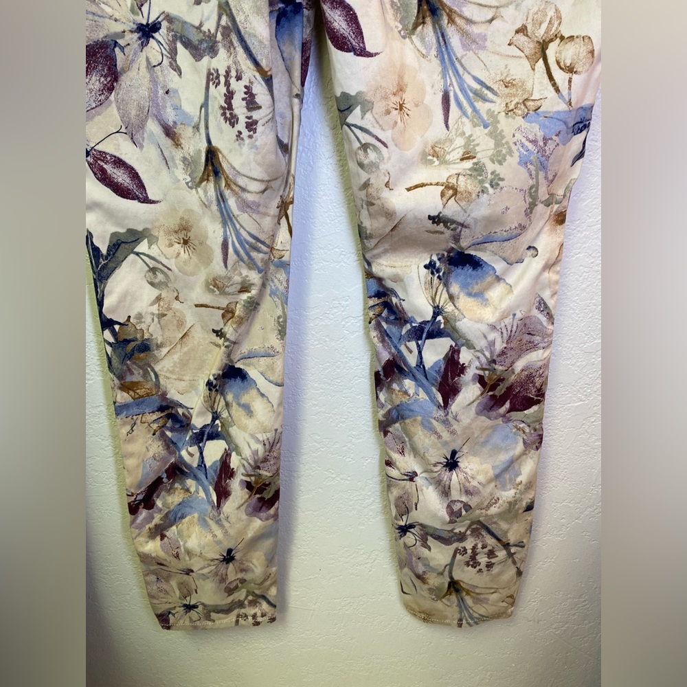 Chico's Jegging Ankle Tapered High Rise Size 1 US 8 Cream Floral Spring Chic - Picture 7 of 13